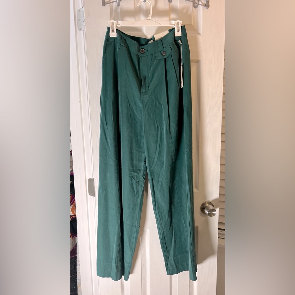 Green wide leg trouser